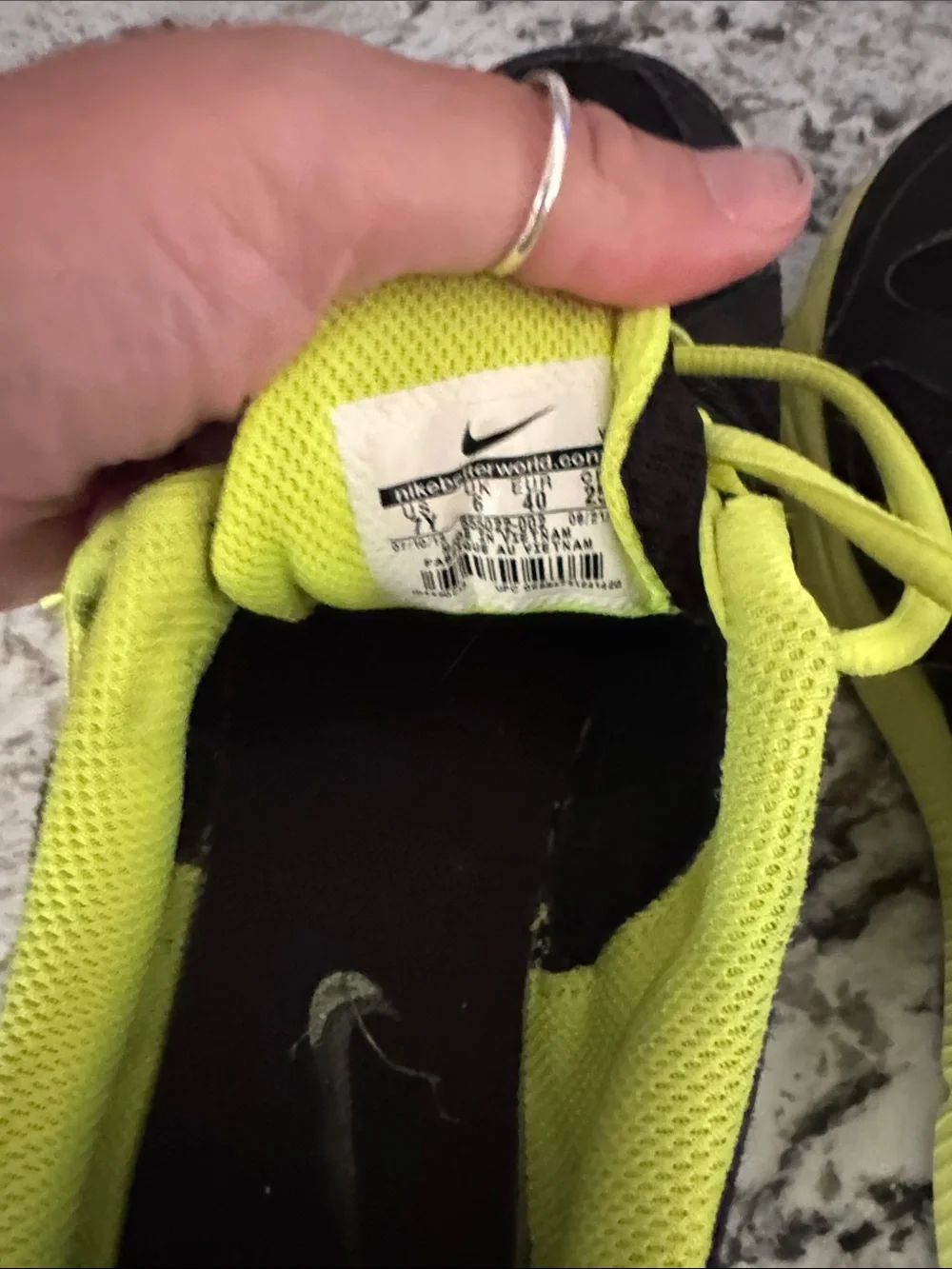 Nike Black & Neon Yellow Athletic Running Shoes